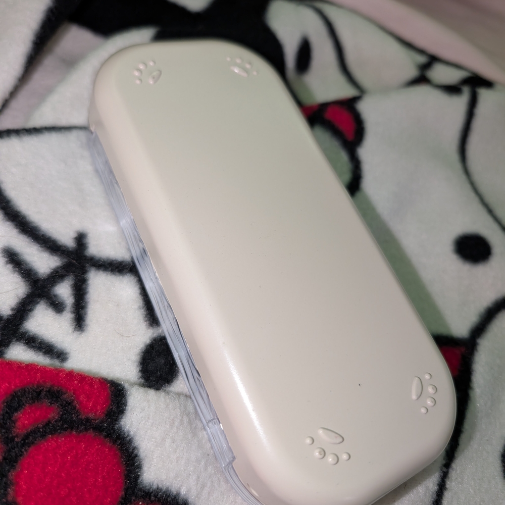 Hello Kitty Bento Box - Picture 3 of 3